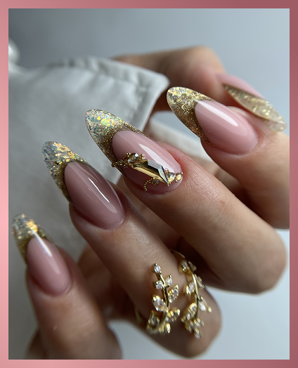 Manicure tytanowy french ze złotymi końcówkami